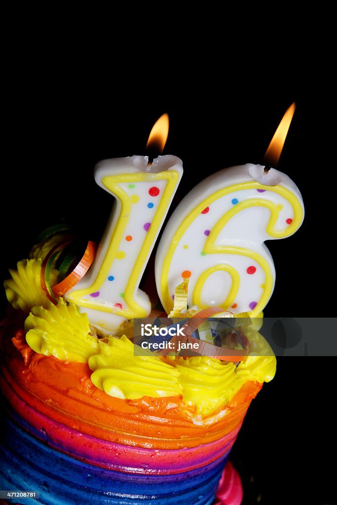 16 th pastel de cumpleaños - Foto de stock de 16.º cumpleaños libre de derechos