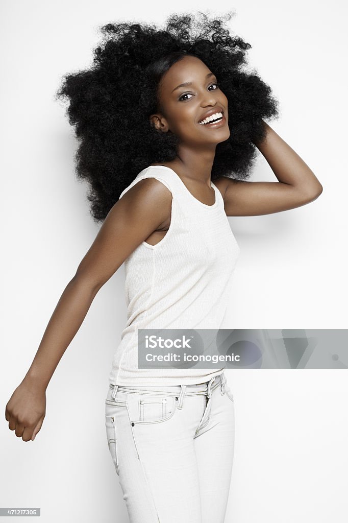 Ragazza africana - Foto stock royalty-free di Abbigliamento casual