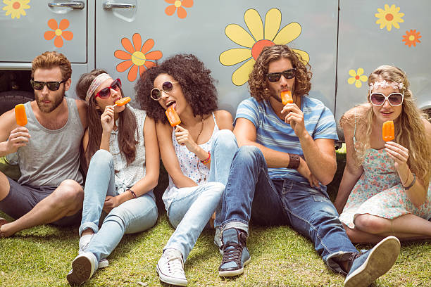 istock Hipster friends enjoying ice lollies 471222562
