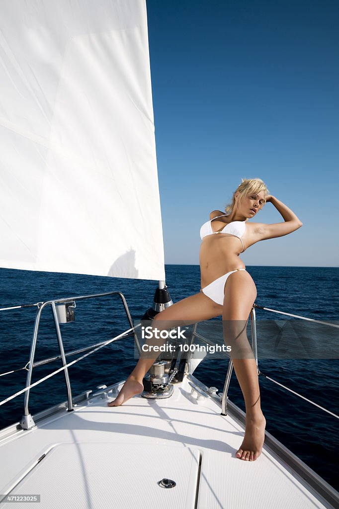 Mujer Sexy en bikini - Foto de stock de Soldado Raso libre de derechos