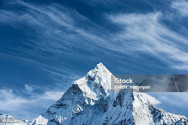 Photo libre de droit de Ama Dablamgamme Au Cœur De Lhimalaya banque d'images et plus d'images libres de droit de Ama Dablam - Ama Dablam, Asie, Beauté de la nature