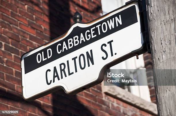 Carlton St Storica Cabbagetown Toronto Ontario Canada - Fotografie stock e altre immagini di Cavolo