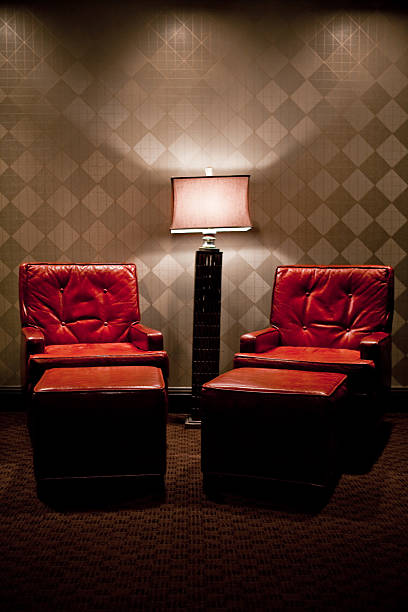 レトロな椅子 - hotel colorado colorado springs usa ストックフォトと画像