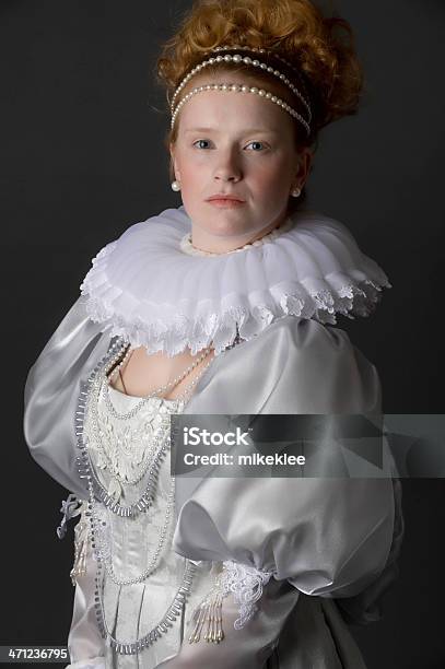 Photo libre de droit de Queen Elizabeth banque d'images et plus d'images libres de droit de Femmes - Femmes, Robe du soir, Une seule femme