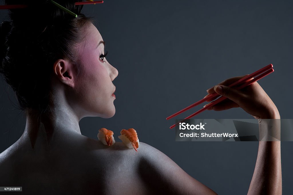 Corpo Sushi Geisha - Foto stock royalty-free di Kabuki