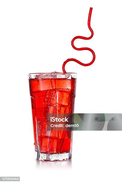 Rojo Bebida Con Pajita Foto de stock y más banco de imágenes de Bebida - Bebida, Bebida alcohólica, Comidas y bebidas