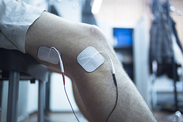 istock Patient knee physiotherapy rehabiliation treatment 471242772