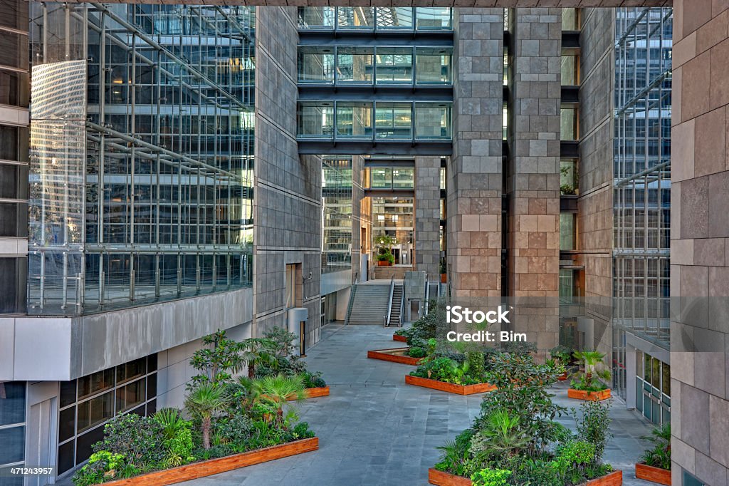 Centro de negocios del Lobby - Foto de stock de Oficina libre de derechos