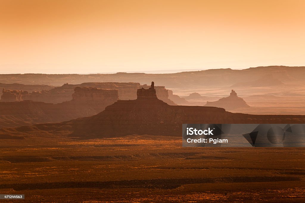 Живописный вид на долину Богов - Стоковые фото Valley Of The Gods роялти-фри