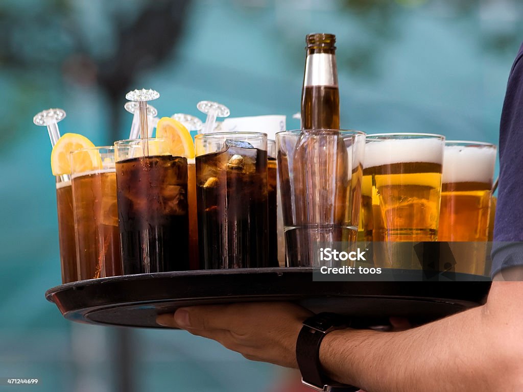 Bandeja de bebidas - Foto de stock de Bandeja libre de derechos