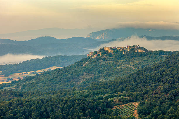 Durance Valley, Lurs - United Kingdom The Durance Valley and the village of Lurs. Alpes-de-Haute-Provence department, southeastern France. lur stock pictures, royalty-free photos & images