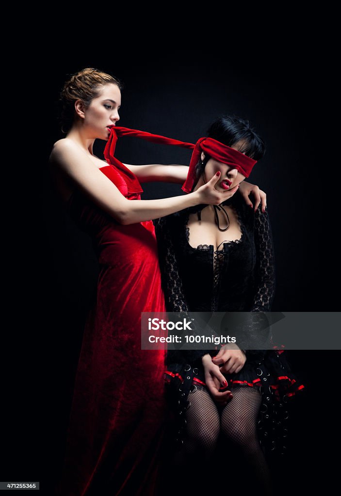 Due Belle Donne gotica - Foto stock royalty-free di Adulto