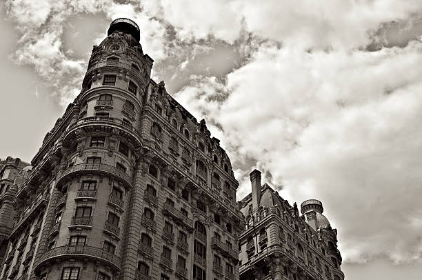 istock NYC in Black & White, Classic Beaux-Arts architecture 471261435