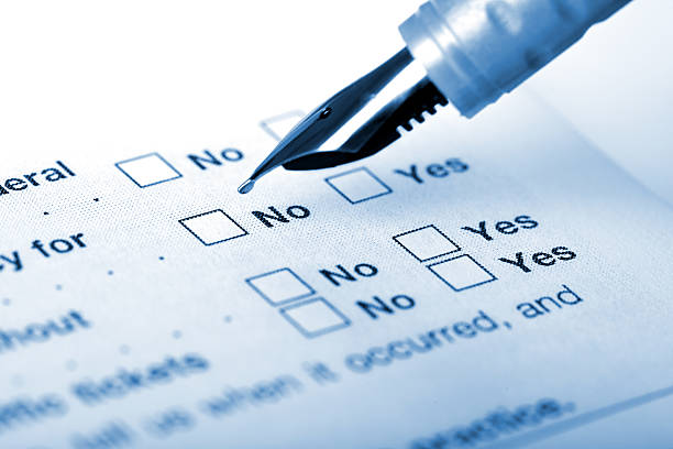 выбор не на бланк заявки - checkbox questionnaire checklist yes стоковые фото и изображения