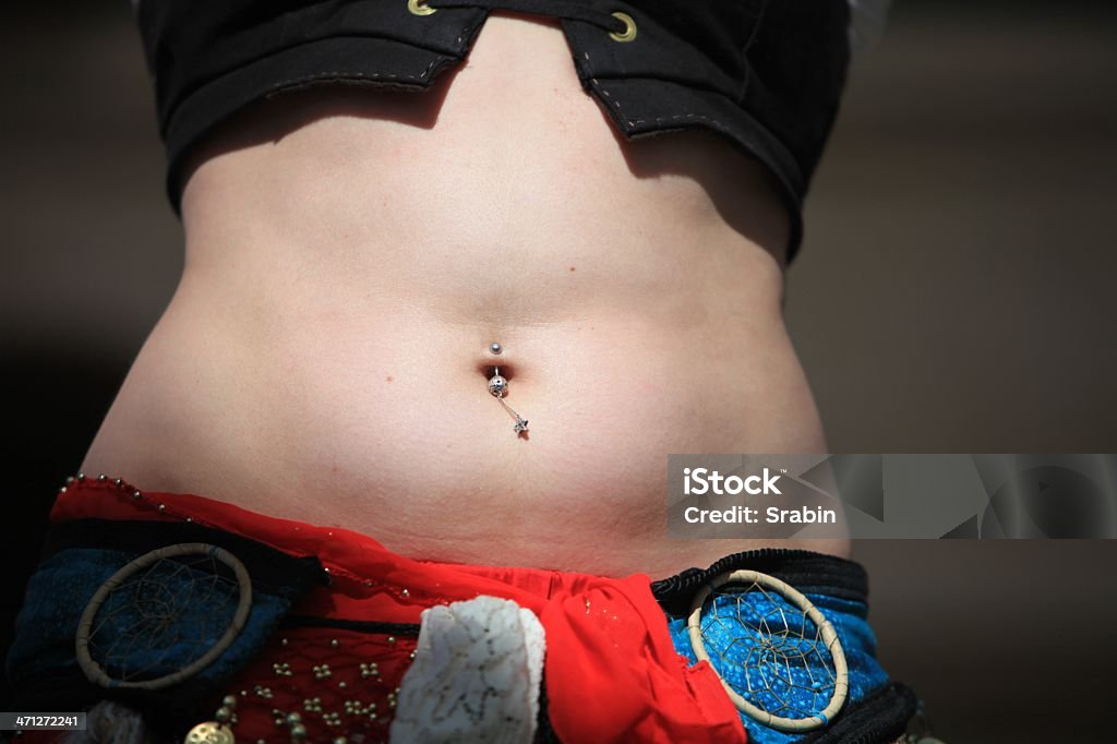 Dancers Piercing Navel - Lizenzfrei Aufführung Stock-Foto