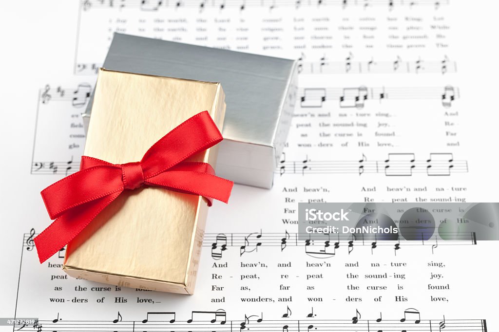 Scatola regalo e musica - Foto stock royalty-free di Regalo