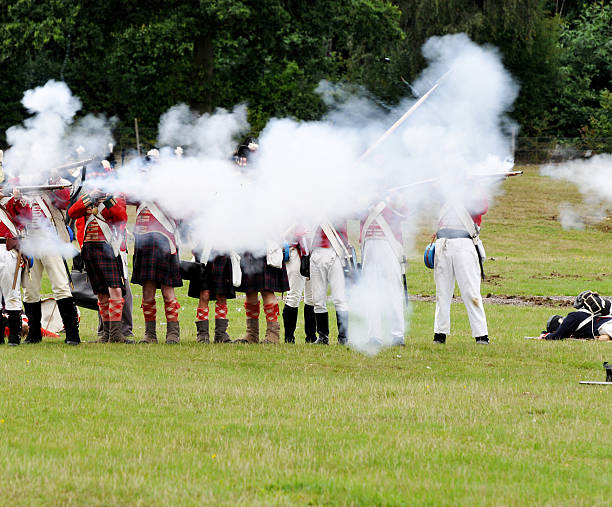 istock Napoleonic Era British Foot Soldiers 471274093