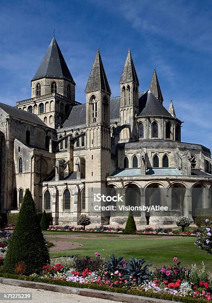 Abbazia Aux Hommescaen Normandia Francia - Fotografie stock e altre immagini di Caen - Caen, Abbazia, Arco - Architettura