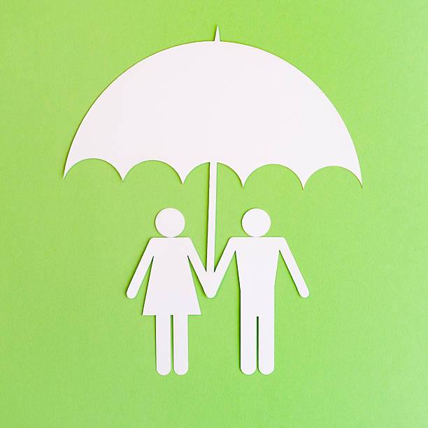 istock Paper Cut Symbols - Couple under Umbrella 471276382