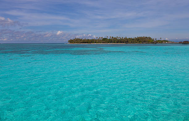 istock Pristine water on Mabul island, Sipadan, Borneo Malaysia 471278685