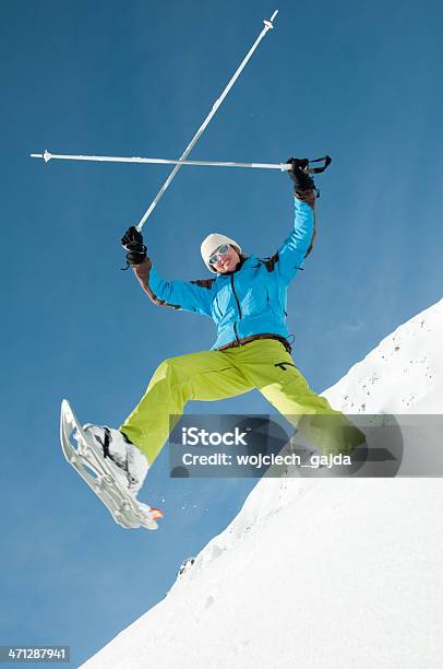 Inverno Divertimento - Fotografie stock e altre immagini di Abbigliamento sportivo - Abbigliamento sportivo, Abiti pesanti, Adulto