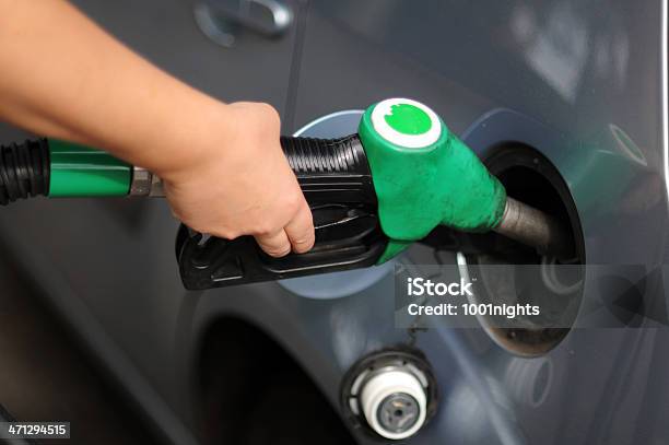 가스 관측소 가솔린에 대한 스톡 사진 및 기타 이미지 - 가솔린, 급유, 기업 재무와 산업
