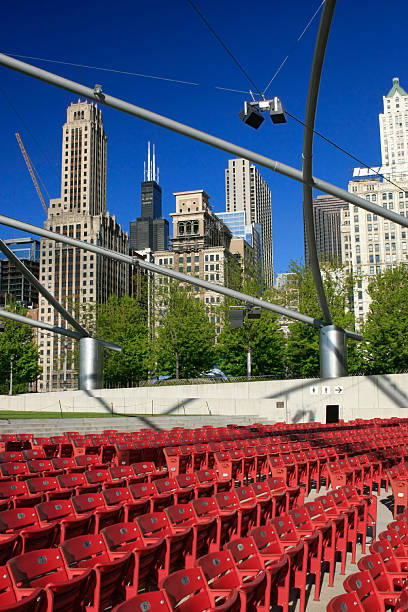 chicago pavillon jay pritzker - music loop photos et images de collection