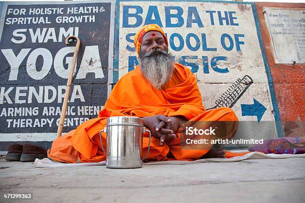 Foto de Indian Sadhu e mais fotos de stock de 60 Anos - 60 Anos, Adulto, Asceticismo