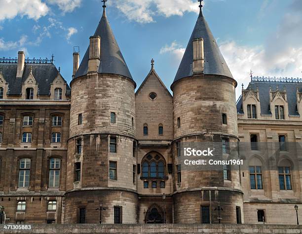 El La Conciergerie Foto de stock y más banco de imágenes de Arquitectura exterior - Arquitectura exterior, Característica de edificio, Castillo - Estructura de edificio