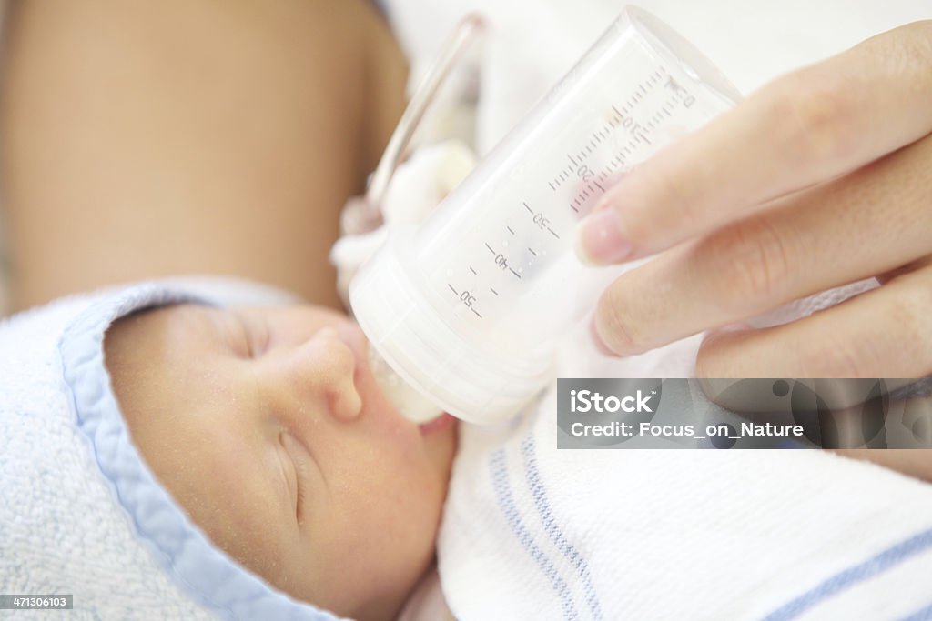 Período de lactancia - Foto de stock de Prematuro libre de derechos