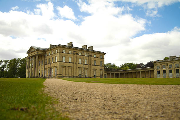 istock English Stately Home 471310953