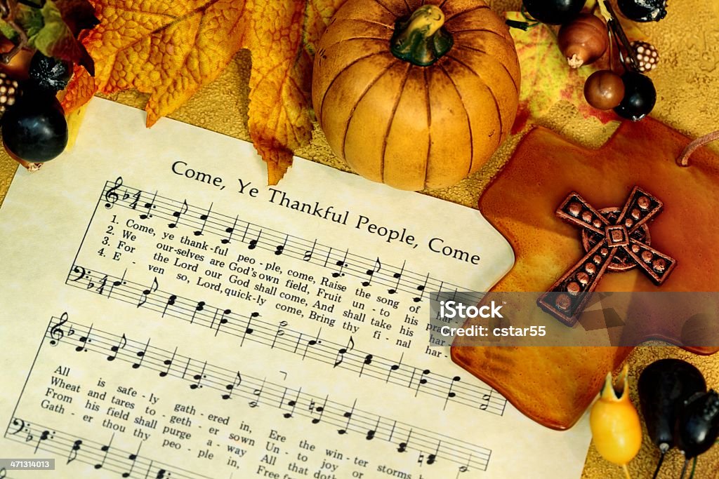 Religiosa: Thanksgiving Hinos com Cruz e de Abóbora - Royalty-free Coro Foto de stock