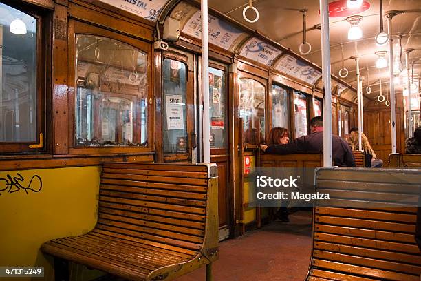 Interior De Carro De Metro - Fotografias de stock e mais imagens de Argentina - Argentina, Metropolitano, Antigo