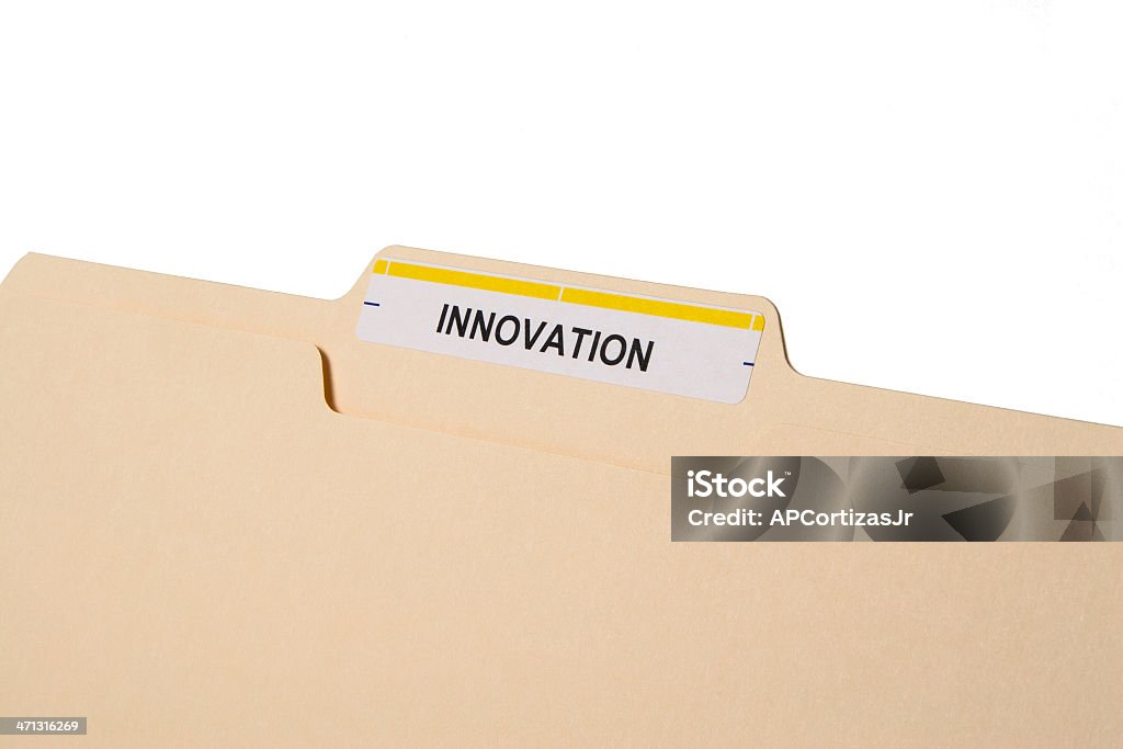 Close-up de manila pasta rotulada "a inovação" em branco - Royalty-free Capa para Documentos Foto de stock