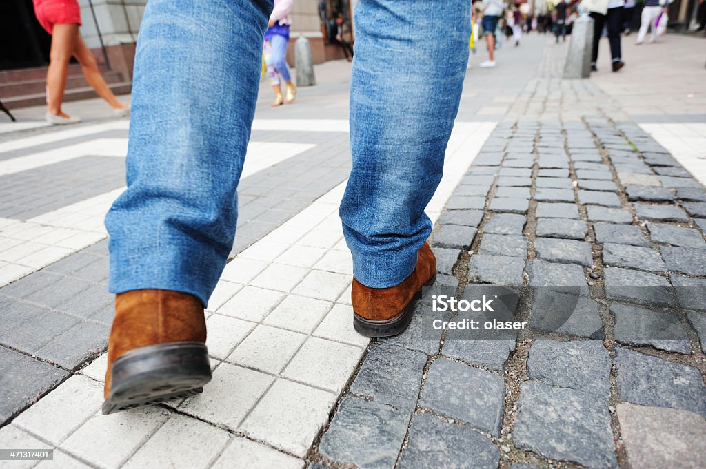 Fußgänger auf gekachelte street - Lizenzfrei Abstrakt Stock-Foto