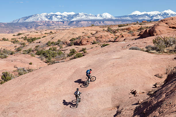 istock Uphill at slickrock trail, Moab, Utah 471318117