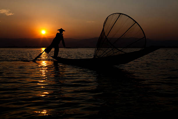 istock Fisherman on Inle lake, Myanmar 471318401