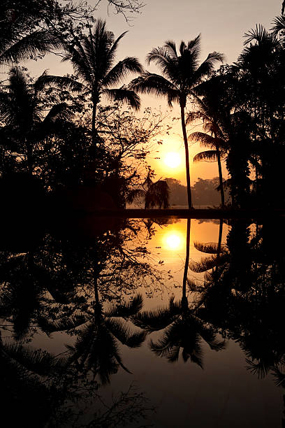istock Kandawgyi lake 471319265