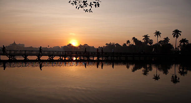 istock Kandawgyi lake 471319271