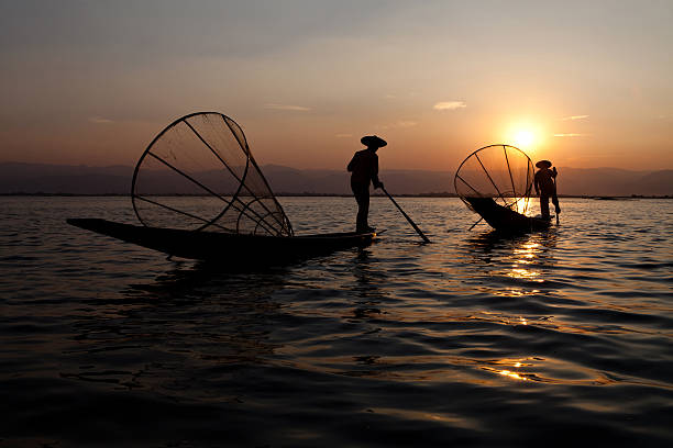 istock Fishermen on Inle lake, Myanmar 471323151