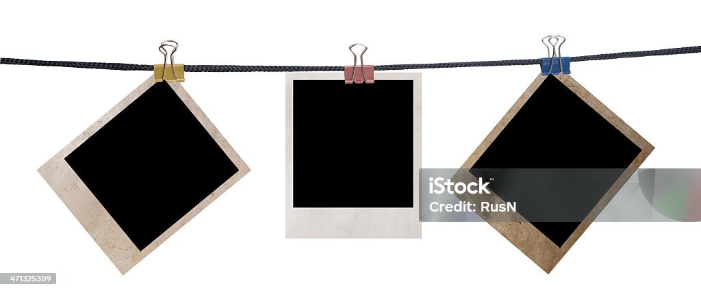 Foto de grunge com quadros em uma corda - Foto de stock de Quadro de avisos royalty-free