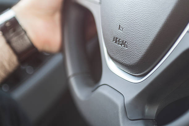 istock airbag icon on steering wheel 471332396