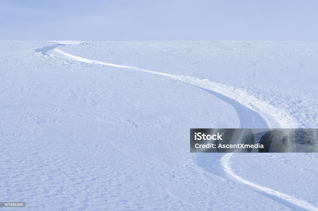 Un po'di neve fresca - Foto stock royalty-free di Girare