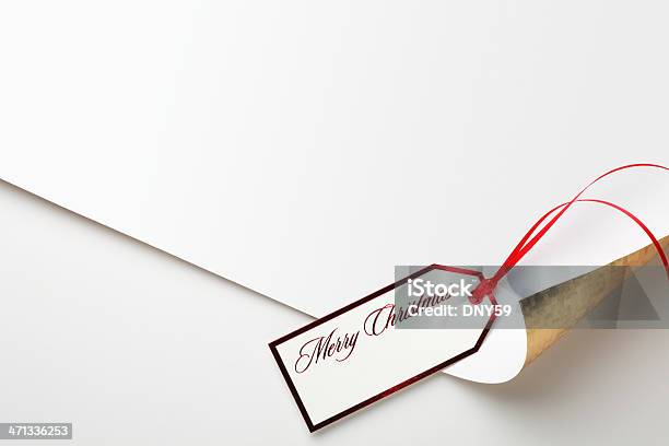 Regalo Di Natale - Fotografie stock e altre immagini di Carta da regalo - Carta da regalo, Etichetta, Nastro