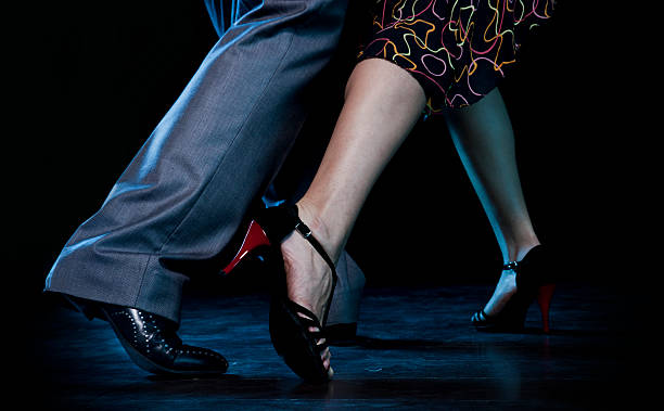 istock Man and woman doing the passionate tango 471338199