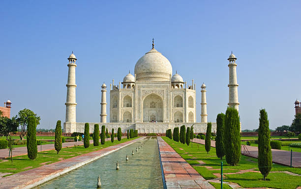 istock Taj Mahal with pool view, India 471338569