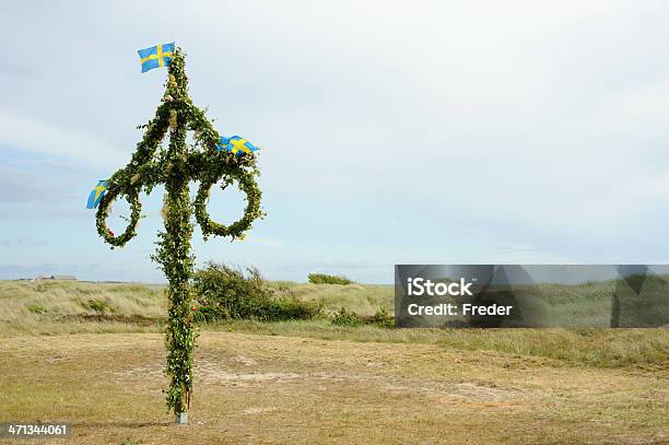 Maypole At Midsummer Festival In Sweden Stock Photo - Download Image Now - Maypole, Sweden, Wreath