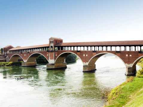 Railway bridge over the Tama River.