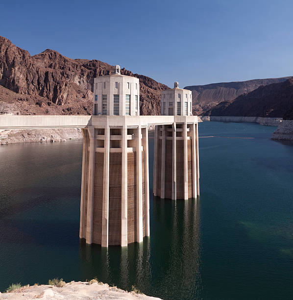 istock Hoover Dam reservoir 471347725