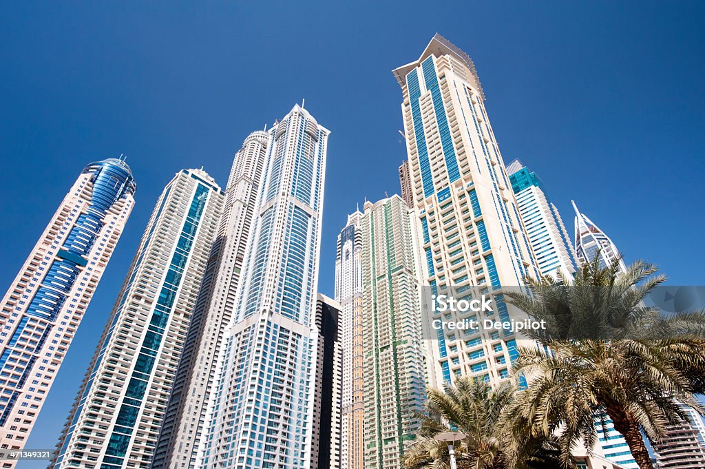 Дубай Марина город в Объединенных Арабских Эмиратах - Стоковые фото Башня роялти-фри